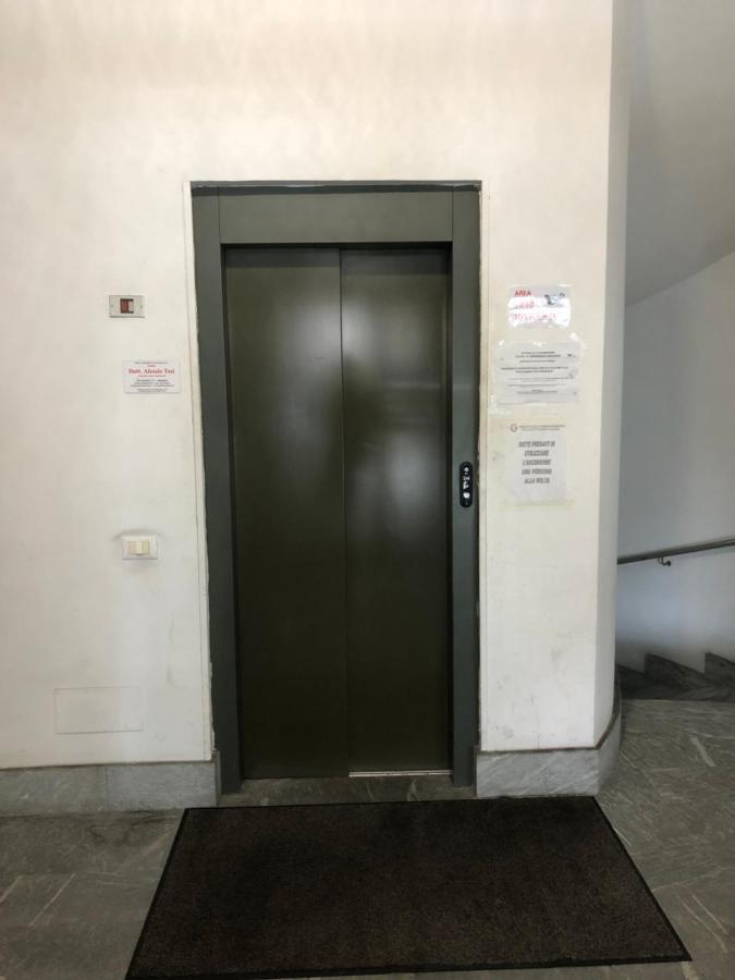Mansarda Luminosa In Centro Sul Mare - Attic By Sea Διαμέρισμα Σαν Ρέμο Εξωτερικό φωτογραφία