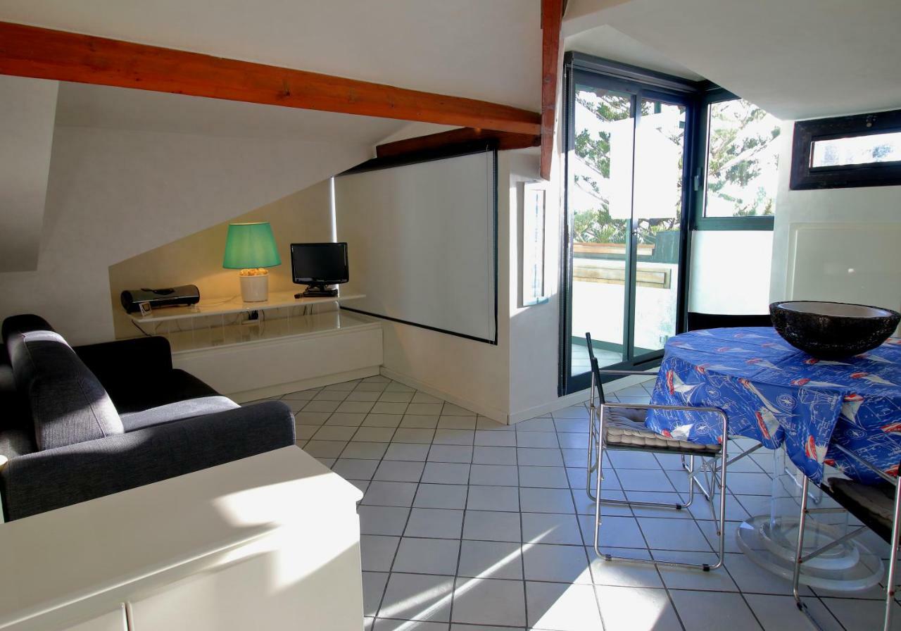Mansarda Luminosa In Centro Sul Mare - Attic By Sea Διαμέρισμα Σαν Ρέμο Εξωτερικό φωτογραφία