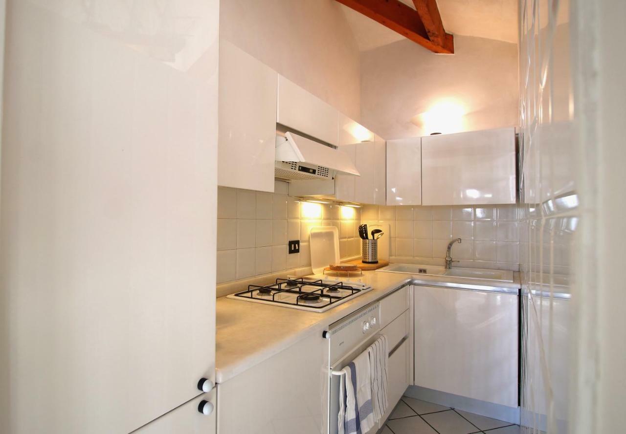 Mansarda Luminosa In Centro Sul Mare - Attic By Sea Διαμέρισμα Σαν Ρέμο Εξωτερικό φωτογραφία