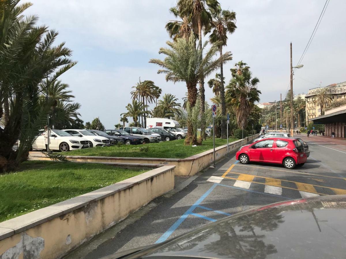 Mansarda Luminosa In Centro Sul Mare - Attic By Sea Διαμέρισμα Σαν Ρέμο Εξωτερικό φωτογραφία